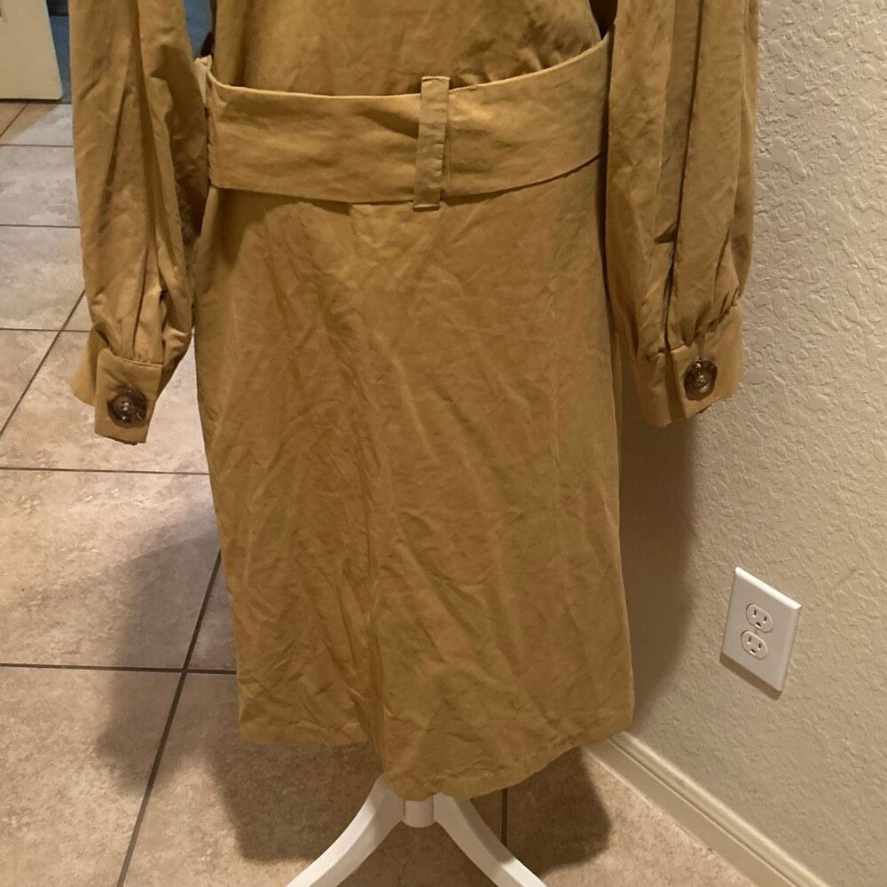 The Lulo Project Guatape Trench Coat Camel Tan Chic Fall Contemporary Size M NWT - Picture 11 of 14